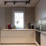 House 756 - Design-ferienhaus, 4 Schlafzimmer, 3 Baeder, Sauna & Kamin 美因茨