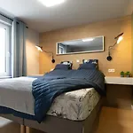 House 756 - Design-ferienhaus, 4 Schlafzimmer, 3 Baeder, Sauna & Kamin * 美因茨