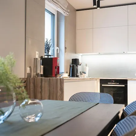 House 756 Modernes Design-ferienhaus Mit Sauna, Kamin, 4 Sz, 3 Baeder, Outdoor-kueche, Parken, Nahe Altstadt, Messe Und Airport Dom wakacyjny *