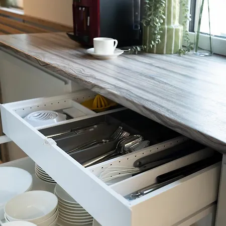 House 756 Modernes Design-ferienhaus Mit Sauna, Kamin, 4 Sz, 3 Baeder, Outdoor-kueche, Parken, Nahe Altstadt, Messe Und Airport Nyaraló *