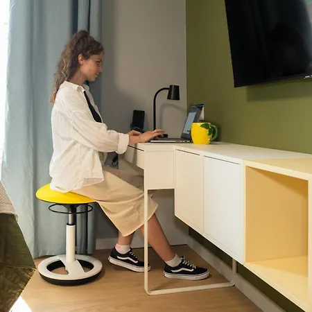 House 756 Modernes Design-ferienhaus Mit Sauna, Kamin, 4 Sz, 3 Baeder, Outdoor-kueche, Parken, Nahe Altstadt, Messe Und Airport Nyaraló Mainz