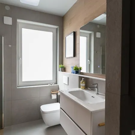 Dom wakacyjny House 756 Modernes Design-ferienhaus Mit Sauna, Kamin, 4 Sz, 3 Baeder, Outdoor-kueche, Parken, Nahe Altstadt, Messe Und Airport