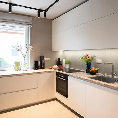 Nyaraló House 756 Modernes Design-ferienhaus Mit Sauna, Kamin, 4 Sz, 3 Baeder, Outdoor-kueche, Parken, Nahe Altstadt, Messe Und Airport *