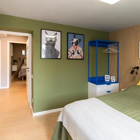 House 756 Modernes Design-ferienhaus Mit Sauna, Kamin, 4 Sz, 3 Baeder, Outdoor-kueche, Parken, Nahe Altstadt, Messe Und Airport Nyaraló Mainz