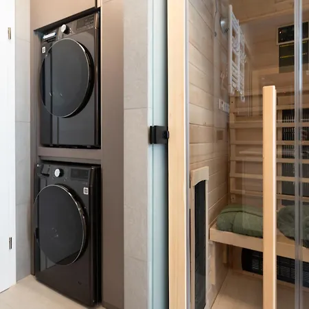 Nyaraló House 756 Modernes Design-ferienhaus Mit Sauna, Kamin, 4 Sz, 3 Baeder, Outdoor-kueche, Parken, Nahe Altstadt, Messe Und Airport Mainz