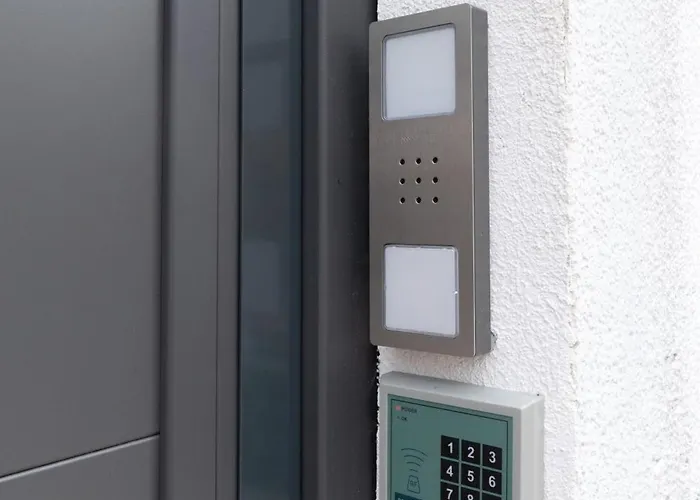 House 756 - Design-ferienhaus, 4 Schlafzimmer, 3 Baeder, Sauna & Kamin