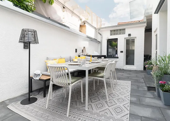 House 756 - Design-ferienhaus, 4 Schlafzimmer, 3 Baeder, Sauna & Kamin Holiday home *