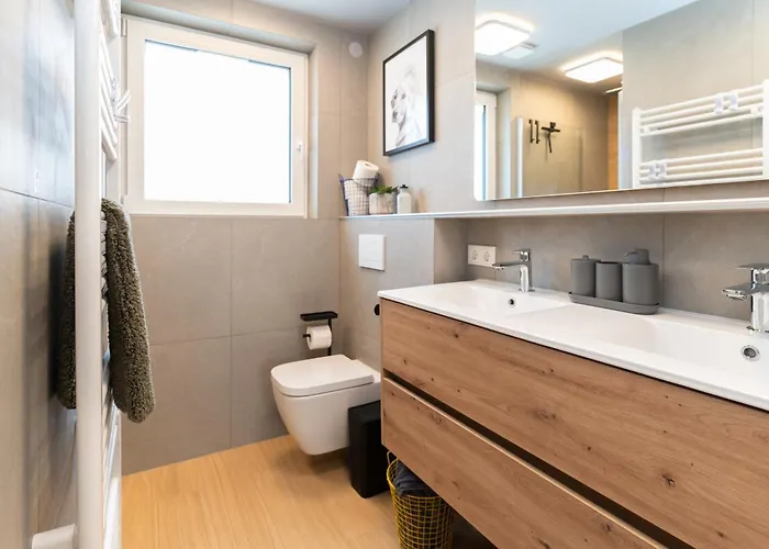 House 756 Mainz - Design-Ferienhaus, 4 Schlafzimmer, 3 Baeder, Sauna & Kamin Casa de Férias Mainz