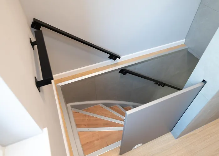 House 756 Mainz - Design-Ferienhaus, 4 Schlafzimmer, 3 Baeder, Sauna & Kamin * Mainz