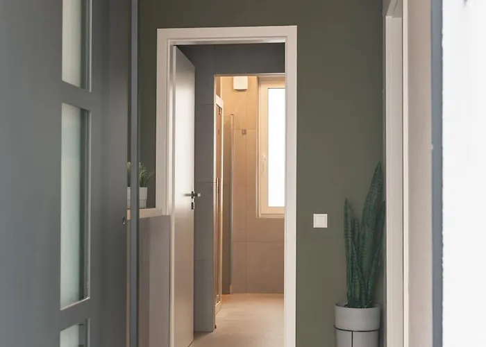 House 756 Mainz - Design-Ferienhaus, 4 Schlafzimmer, 3 Baeder, Sauna & Kamin Casa de Férias *