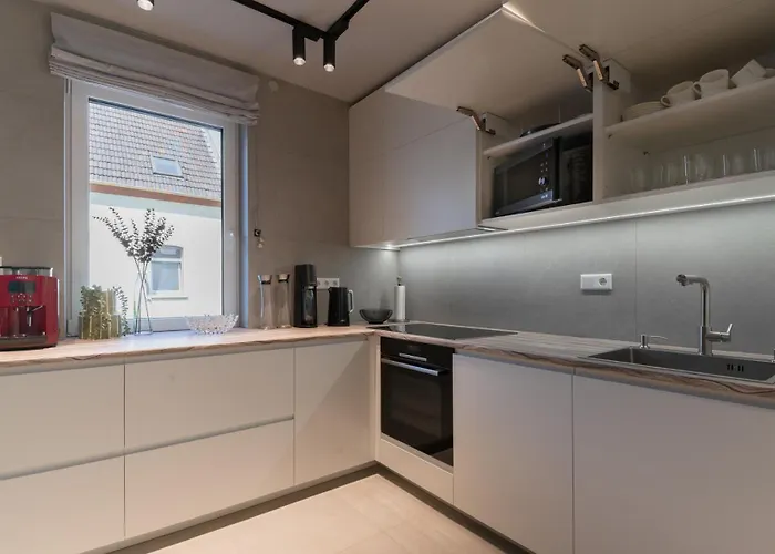 House 756 Mainz - Design-Ferienhaus, 4 Schlafzimmer, 3 Baeder, Sauna & Kamin * Mainz