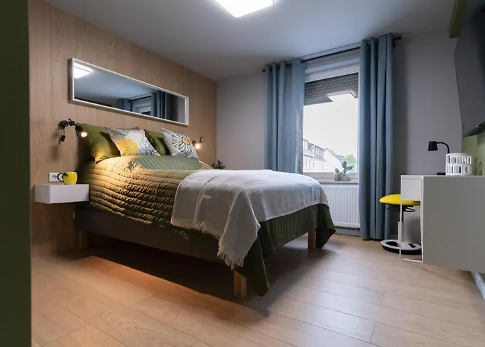 Casa de Férias House 756 Mainz - Design-Ferienhaus, 4 Schlafzimmer, 3 Baeder, Sauna & Kamin