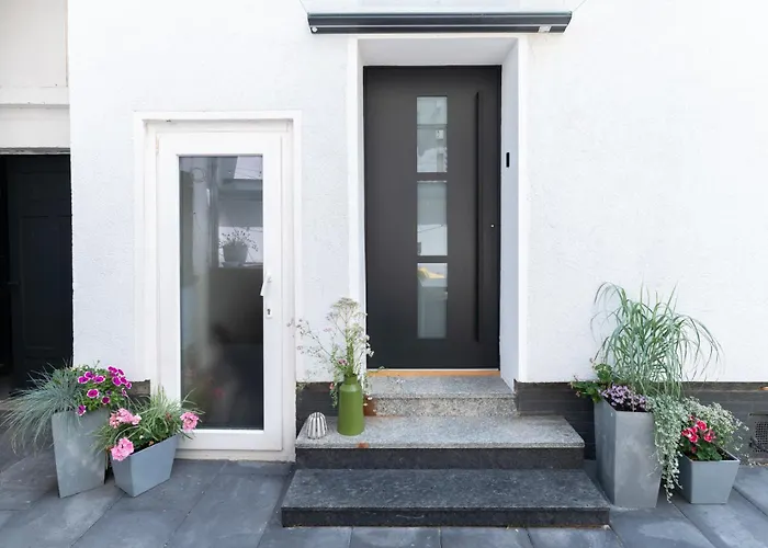 Casa de Férias House 756 Mainz - Design-Ferienhaus, 4 Schlafzimmer, 3 Baeder, Sauna & Kamin