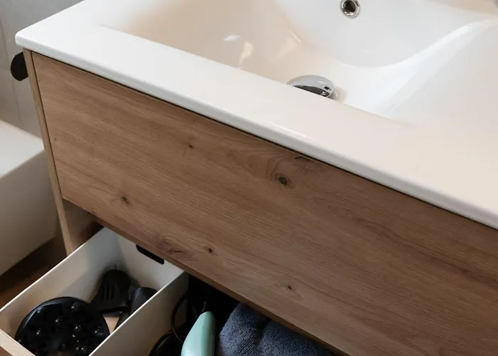 House 756 Mainz - Design-Ferienhaus, 4 Schlafzimmer, 3 Baeder, Sauna & Kamin Casa de Férias *