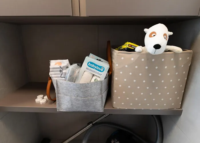 House 756 Mainz - Design-Ferienhaus, 4 Schlafzimmer, 3 Baeder, Sauna & Kamin