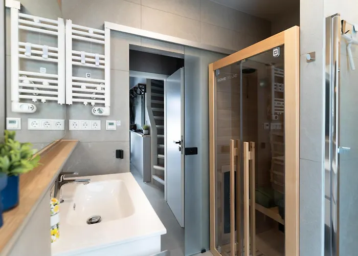 Casa de Férias House 756 Mainz - Design-Ferienhaus, 4 Schlafzimmer, 3 Baeder, Sauna & Kamin